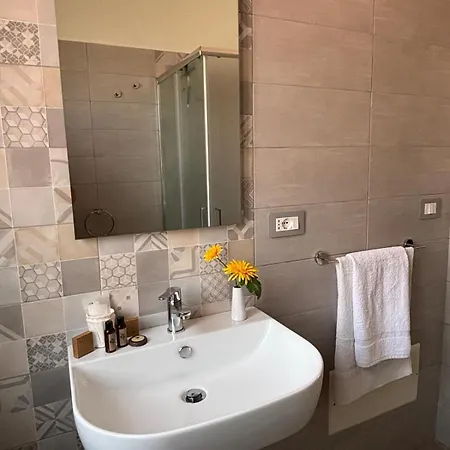Guest house Il Mare In Piazza - La 3*