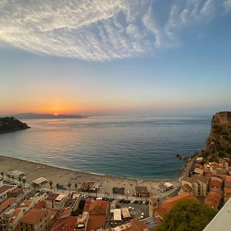 Il Mare In Piazza - La 3* Scilla